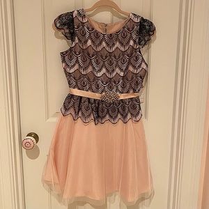 Rare Editions Light Pink and Black Formal Dress
